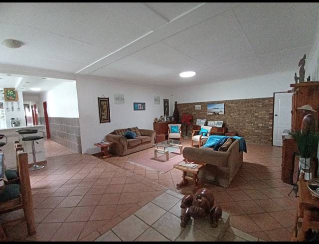 6 BEDROOM HOUSE FOR SALE IN TILEBA
